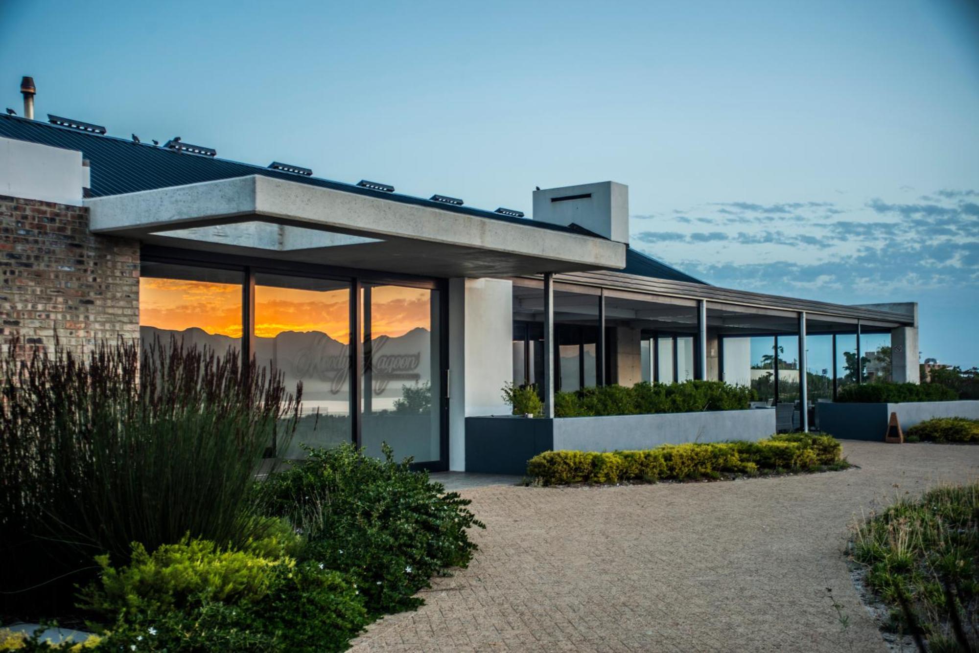 Benguela Cove - Lavender Dreams Villa Hermanus